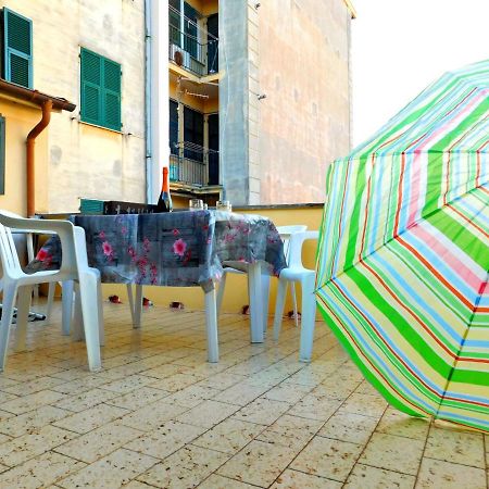 Terrazza Attrezzata, Levanto Bagian luar foto
